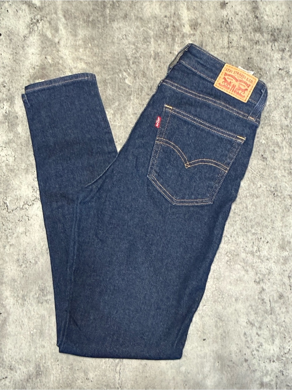 Levi’s Women’s High Rise Skinny - Picture 2 of 6